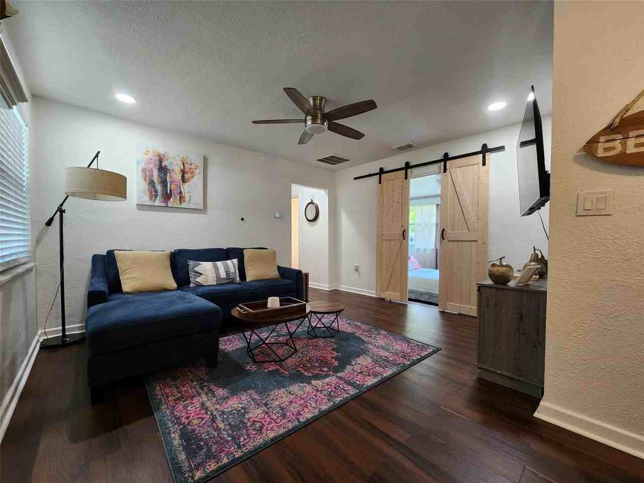 618 S Crest Ave - Photo 5 of 19