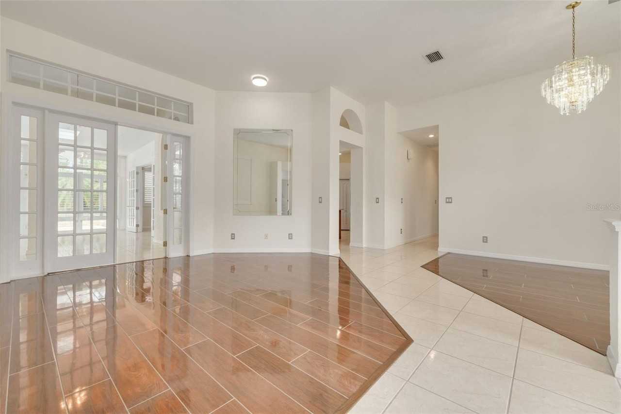 3713 Siena Ln - Photo 4 of 50