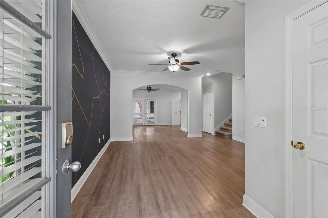 3125 Santorini Ct - Photo 3 of 35