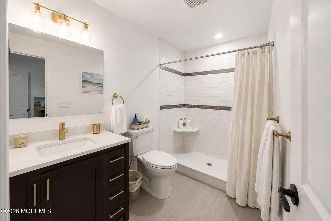 9 Neptune Rd - Photo 6 of 11