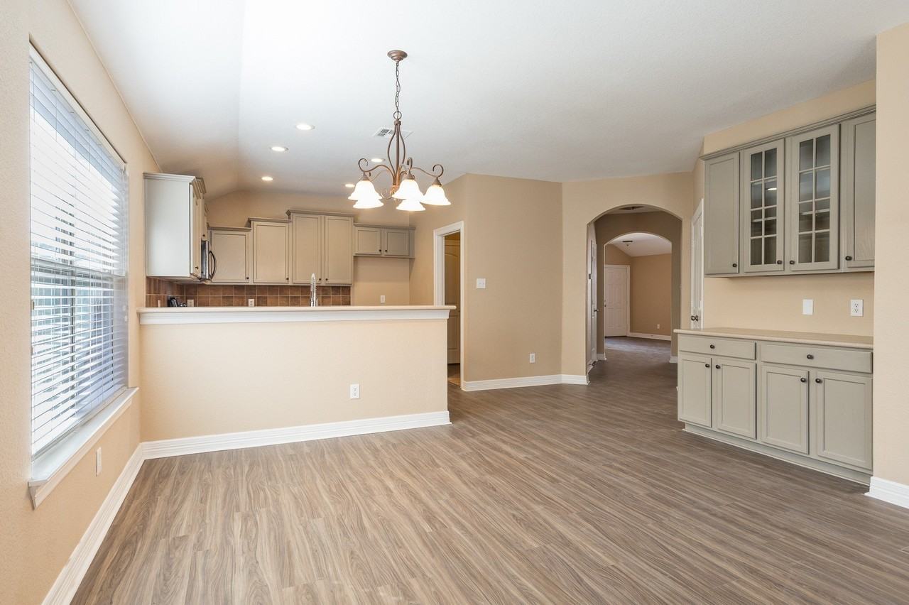 1617 Nighthawk Dr - Photo 7 of 25