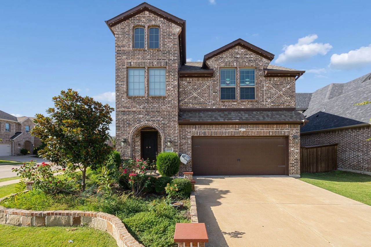 4500 El Paso Dr - Photo 2 of 36