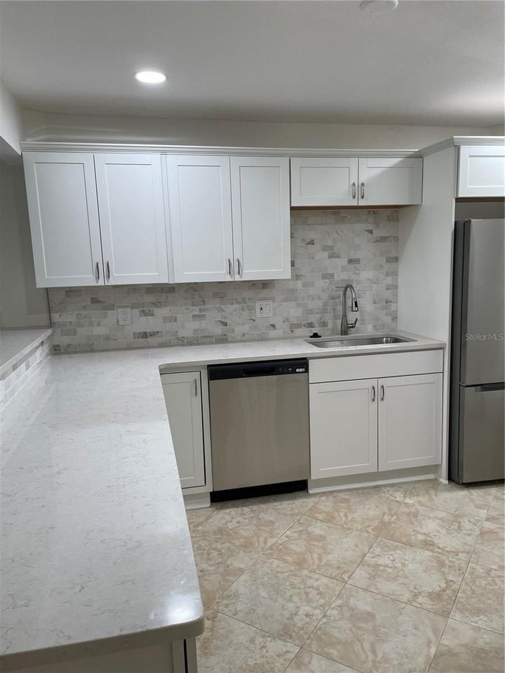 845 S Gulfview Blvd #110 - Photo 4 of 25