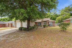 featured image of 123 Steeplechase Dr #1