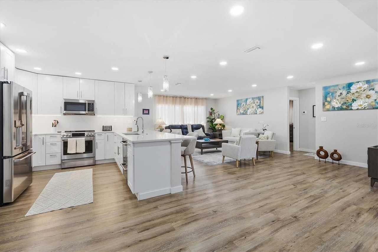 5247 Carmilfra Dr - Photo 4 of 50
