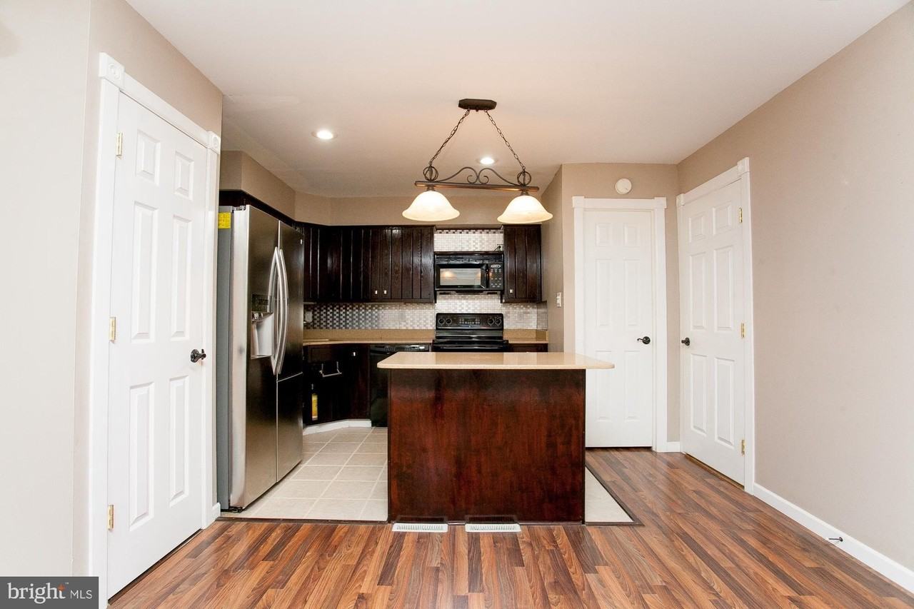 505 Whitpain Hls - Photo 7 of 23