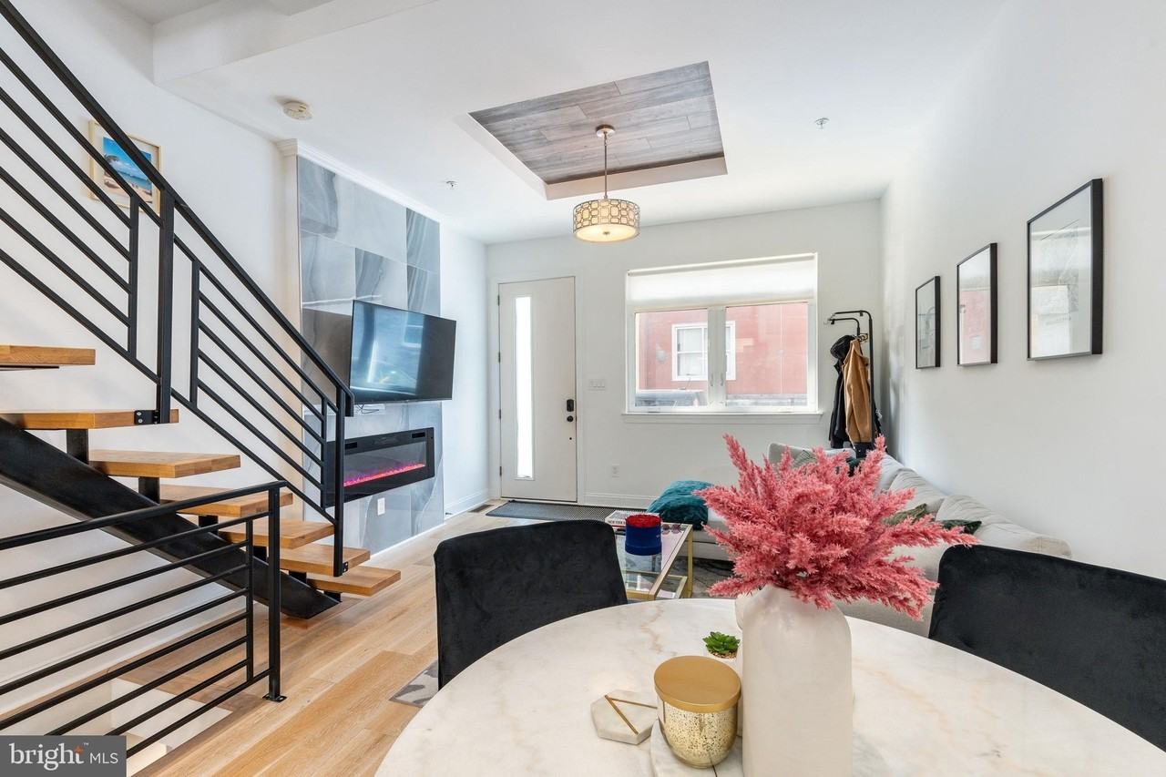 2147 Cross St - Photo 4 of 35