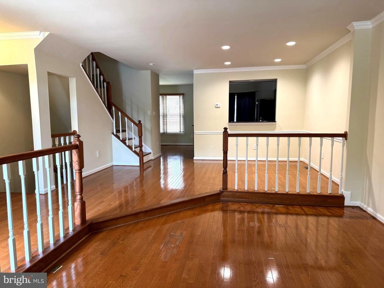 5316 Ridley Ct - Photo 2 of 34