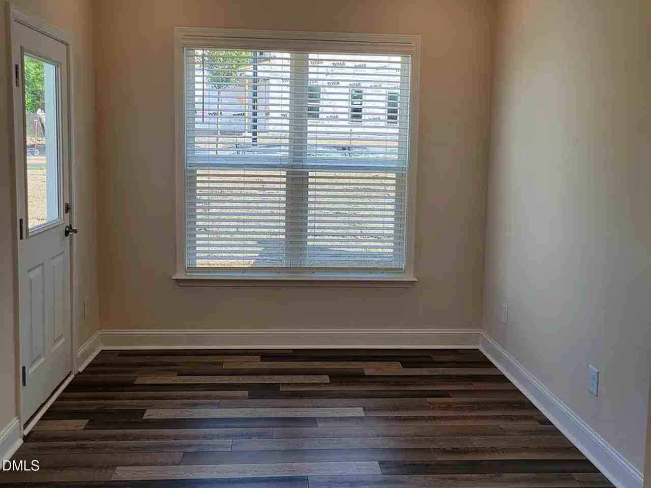 1178 Citadel Ave - Photo 5 of 5