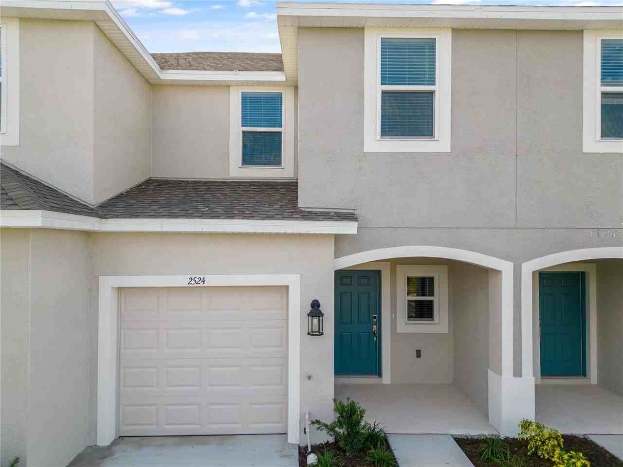 2415 Paravane Way - Photo 2 of 37