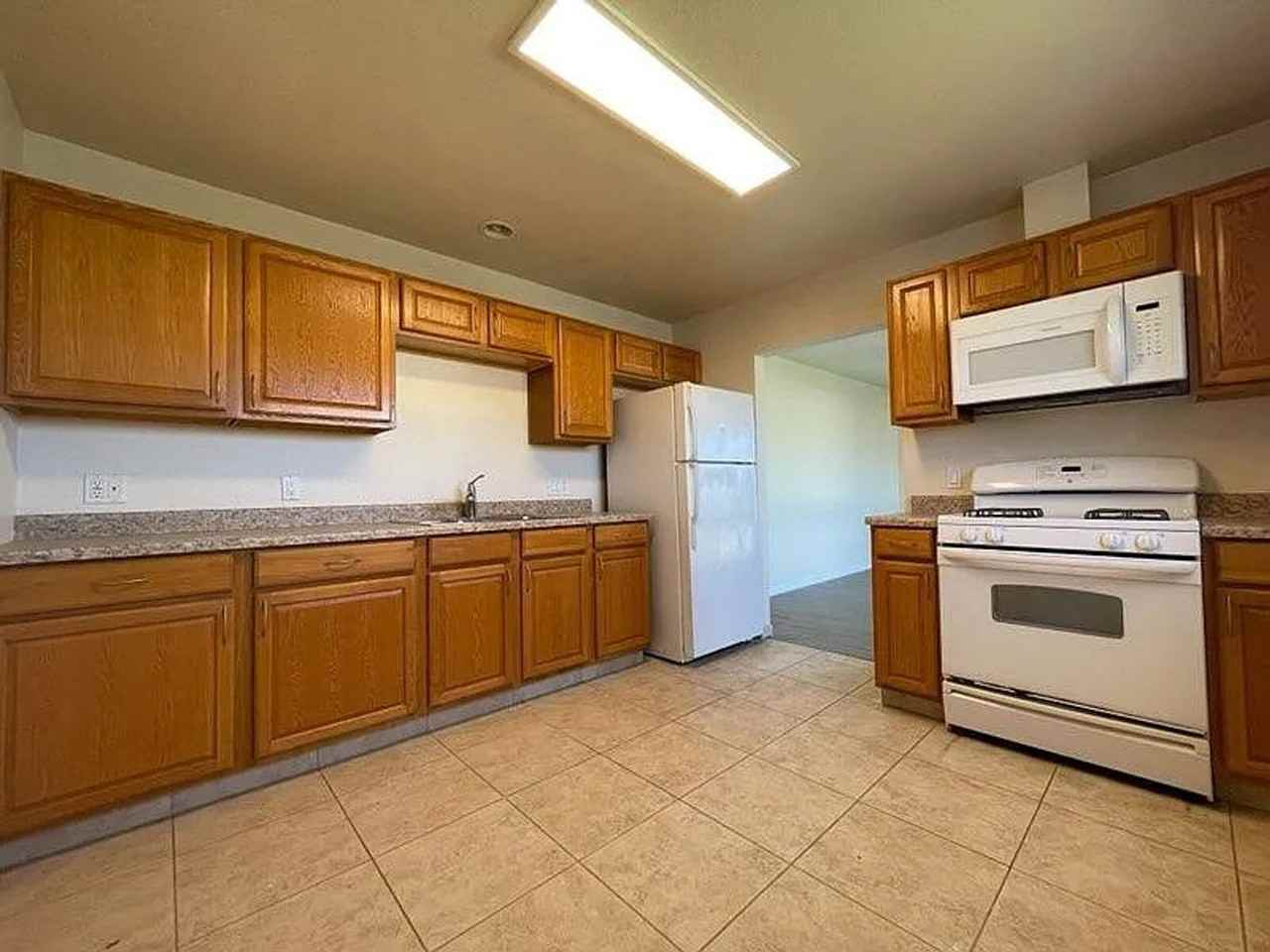 3509 Jemez Dr - Photo 4 of 11