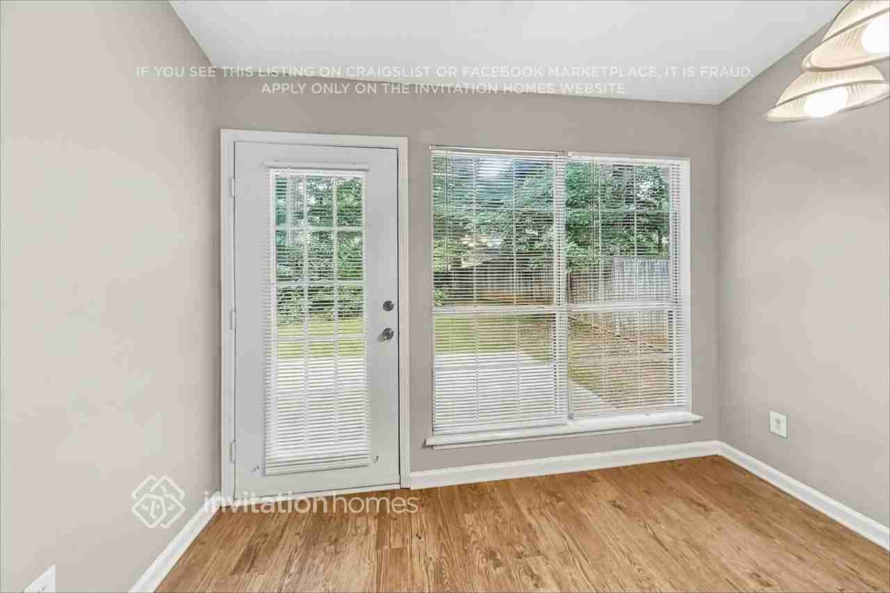 40 Harvard Dr - Photo 7 of 19