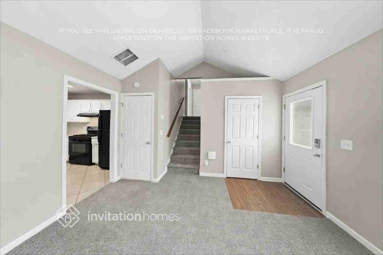 715 Saddle Shoals Dr - Photo 5 of 18