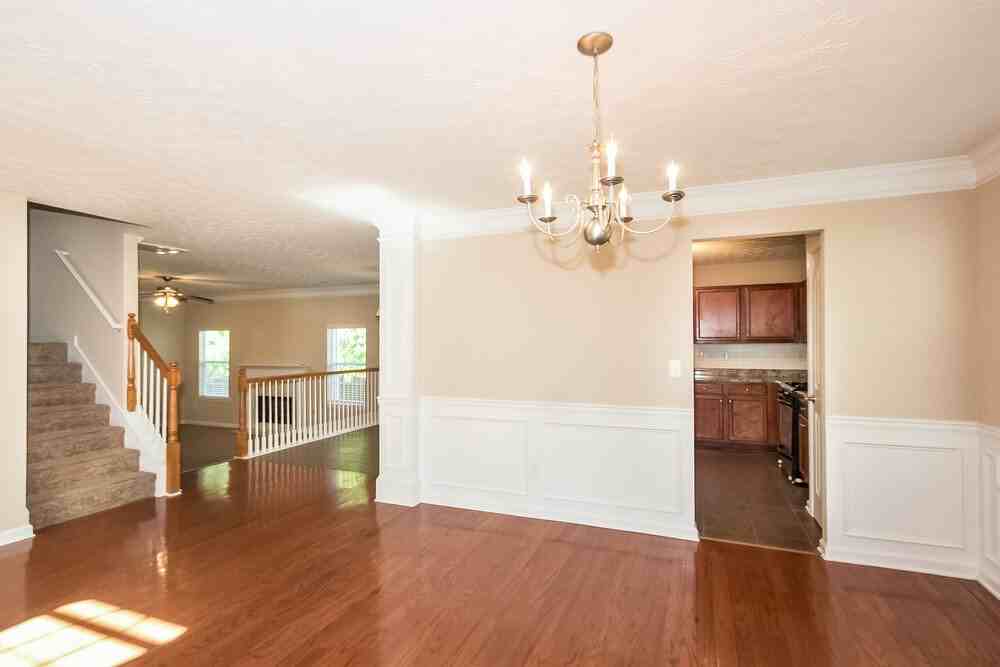 86 Saint Charles Pl - Photo 2 of 16