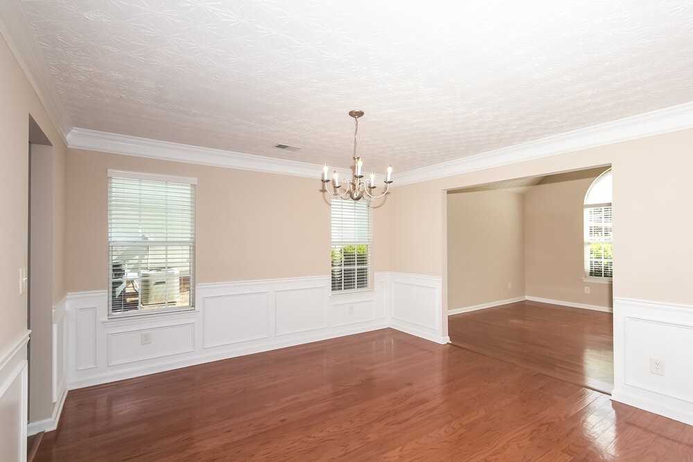 86 Saint Charles Pl - Photo 3 of 16