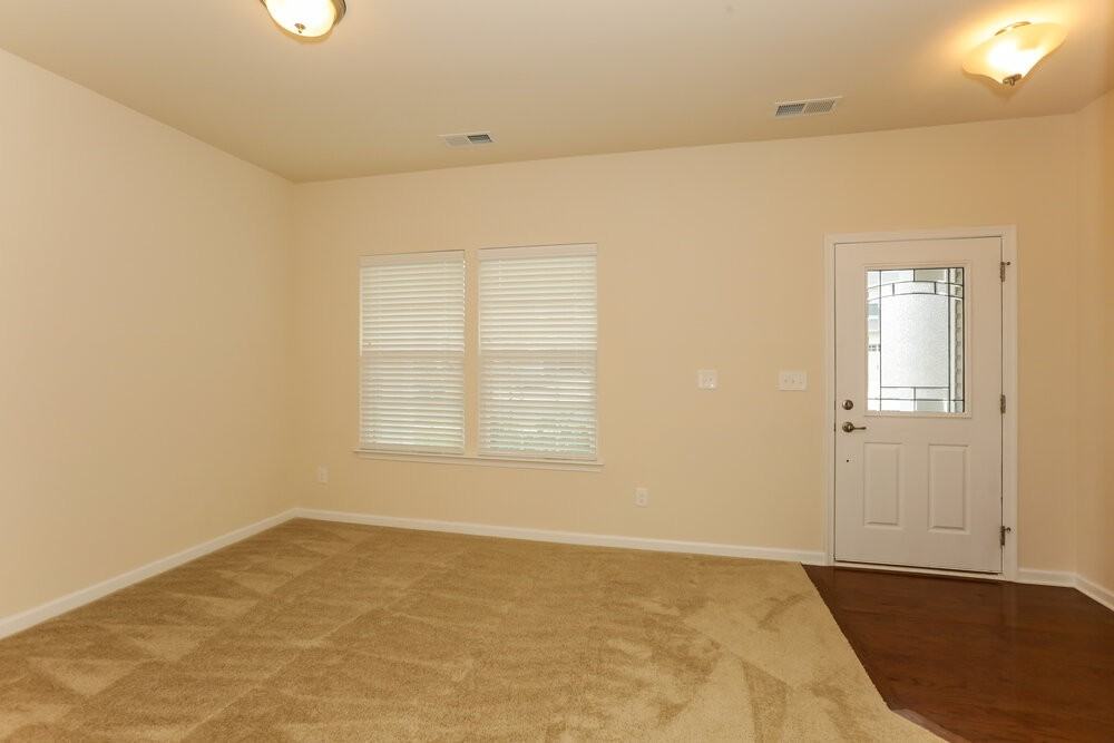 1291 Farm Branch Dr Sw - Photo 3 of 18