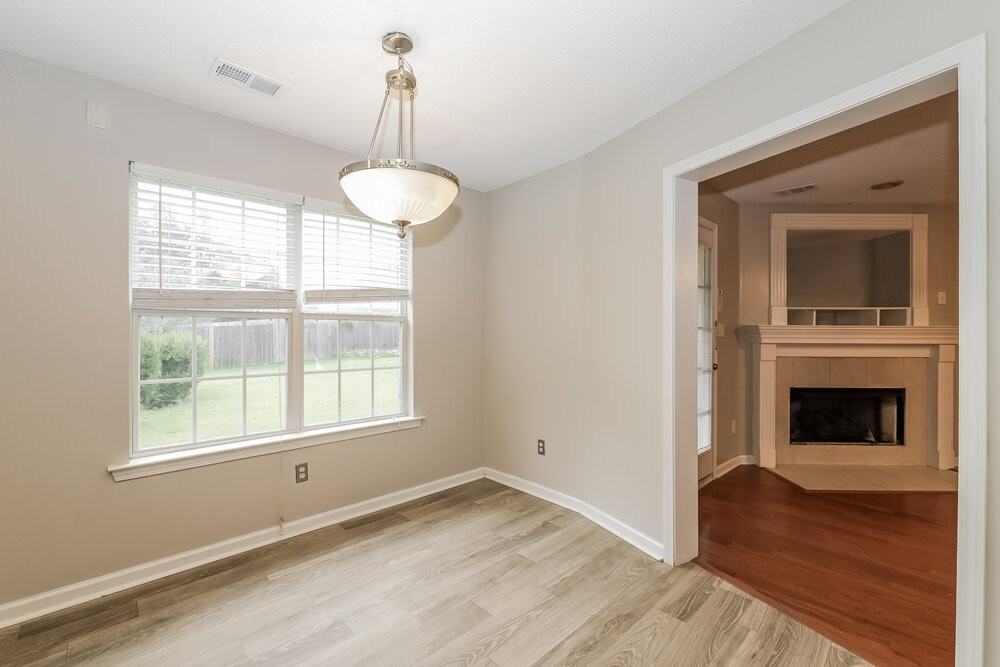 11667 Millwind Dr - Photo 7 of 17