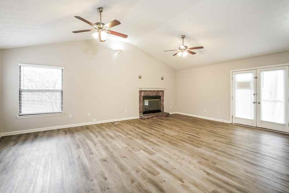2873 Melanie Ln - Photo 6 of 18