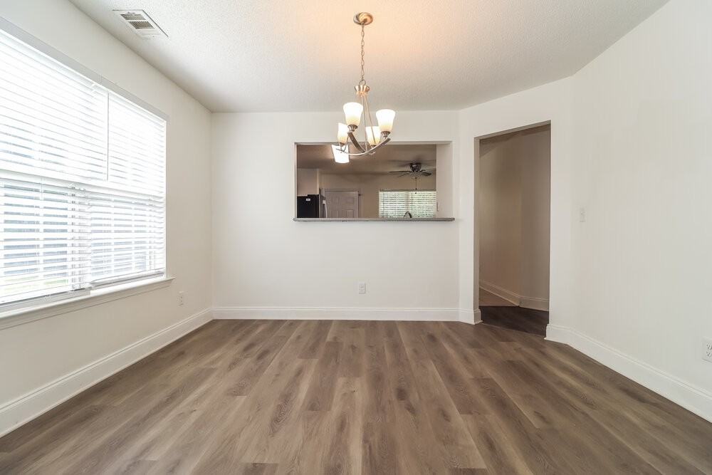 3195 Brookfield Dr - Photo 6 of 16
