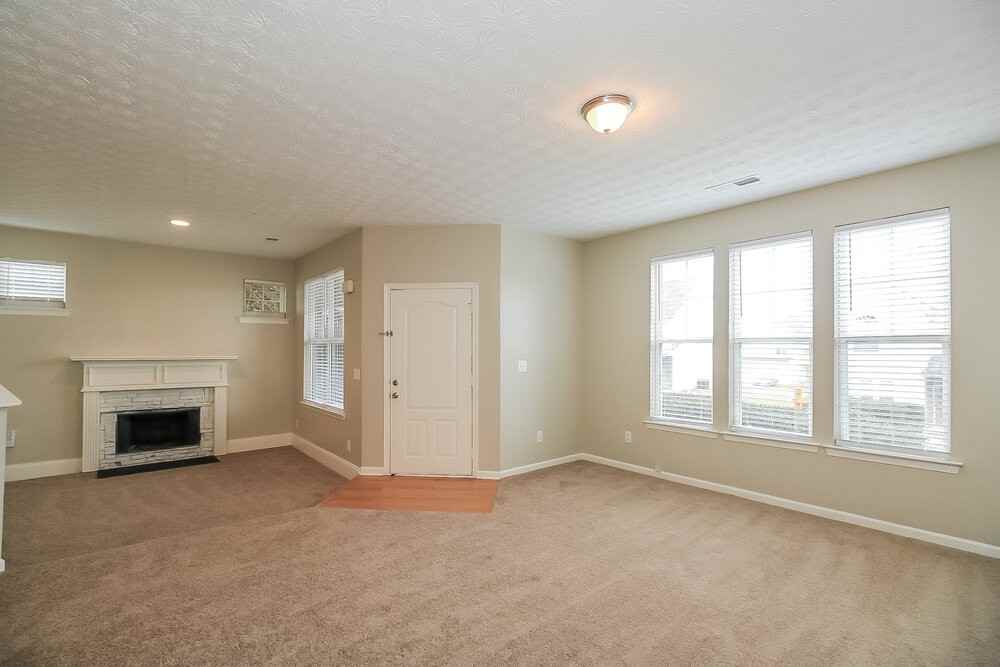 3030 Raven Trce - Photo 6 of 17