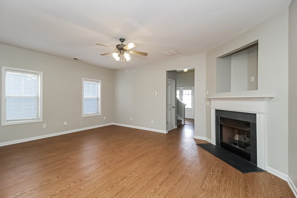 34 Samuel Way Nw - Photo 5 of 17