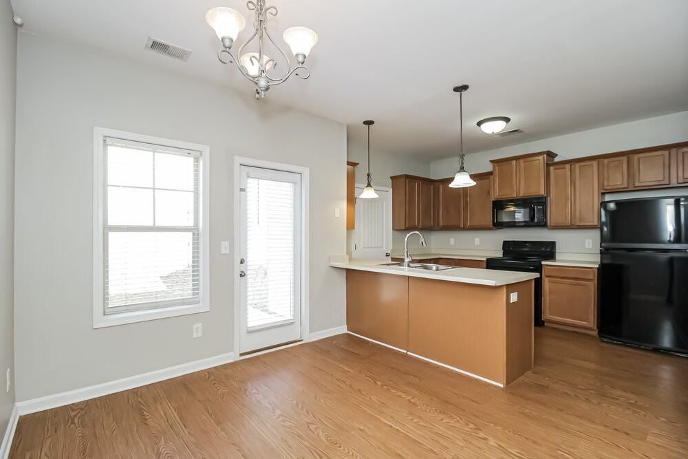34 Samuel Way Nw - Photo 7 of 17