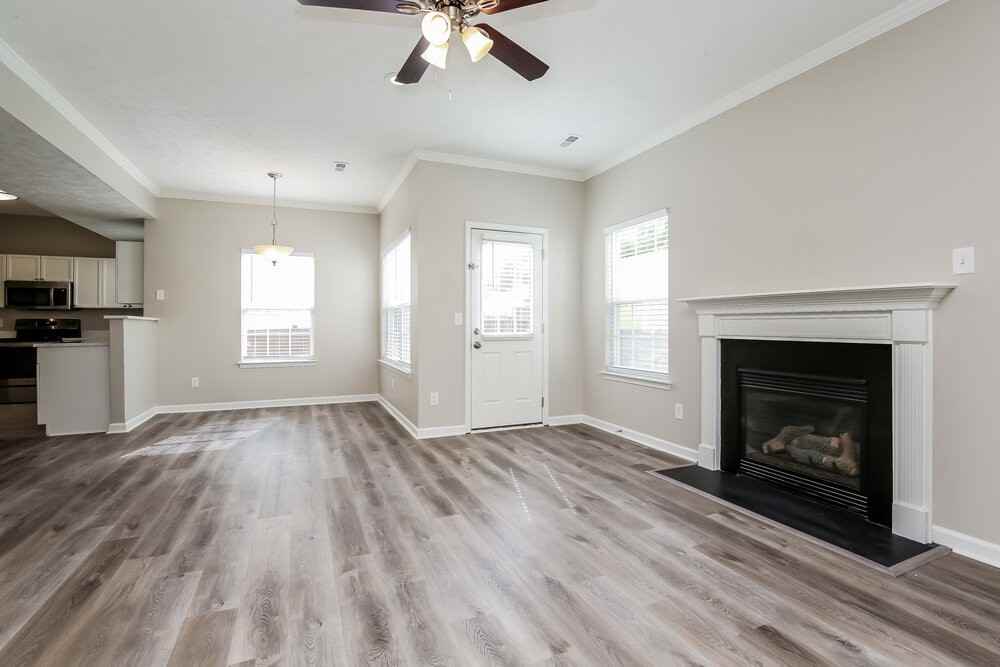 165 Claybrook Ln - Photo 5 of 17