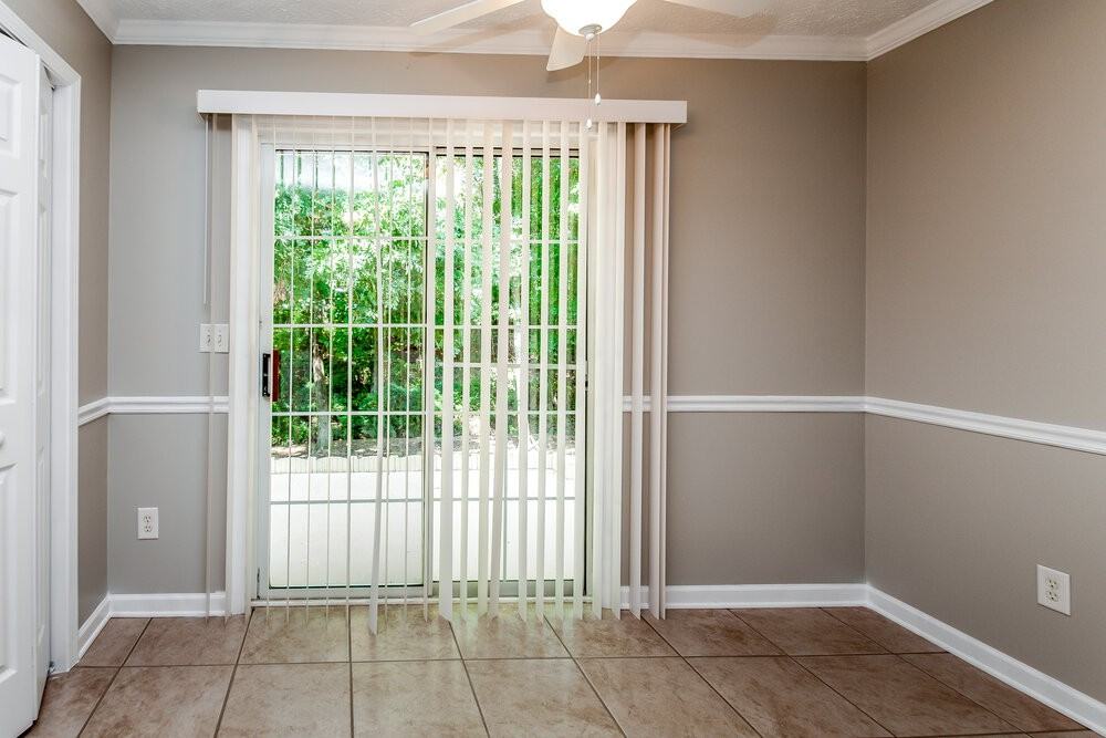 173 Waters Edge Dr - Photo 3 of 16