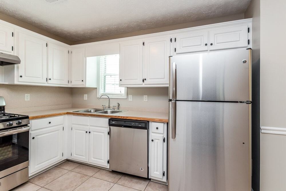 173 Waters Edge Dr - Photo 5 of 16
