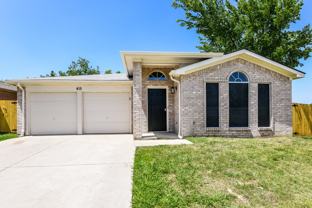 415 Faircrest Dr - Photo 1 of 1