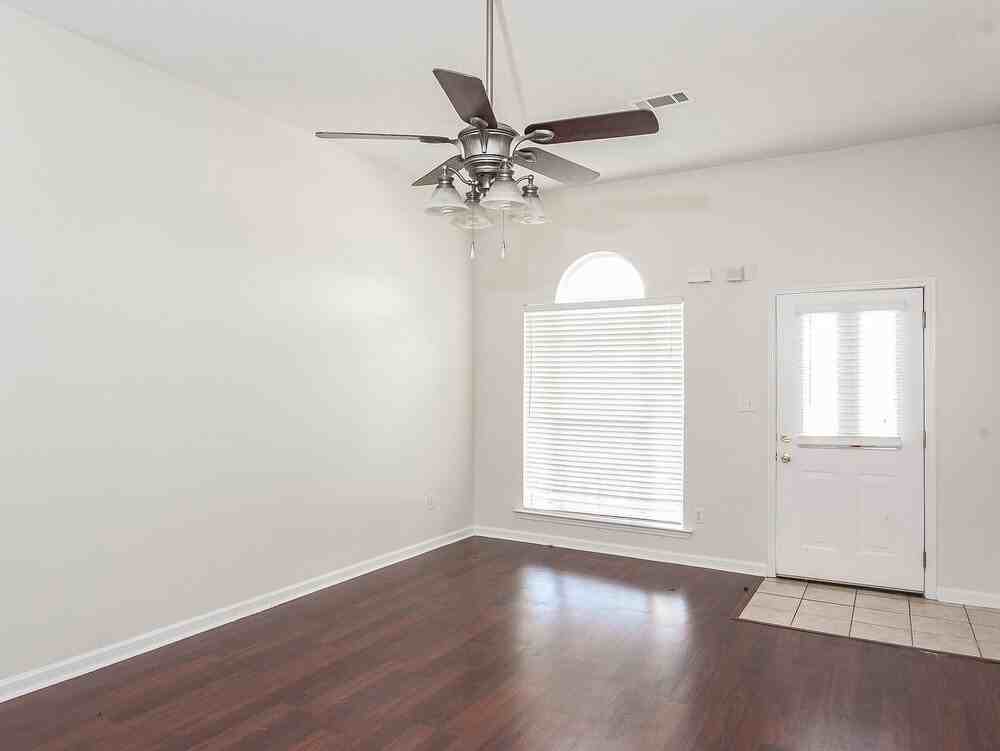 6883 Show Boat Ln - Photo 2 of 13