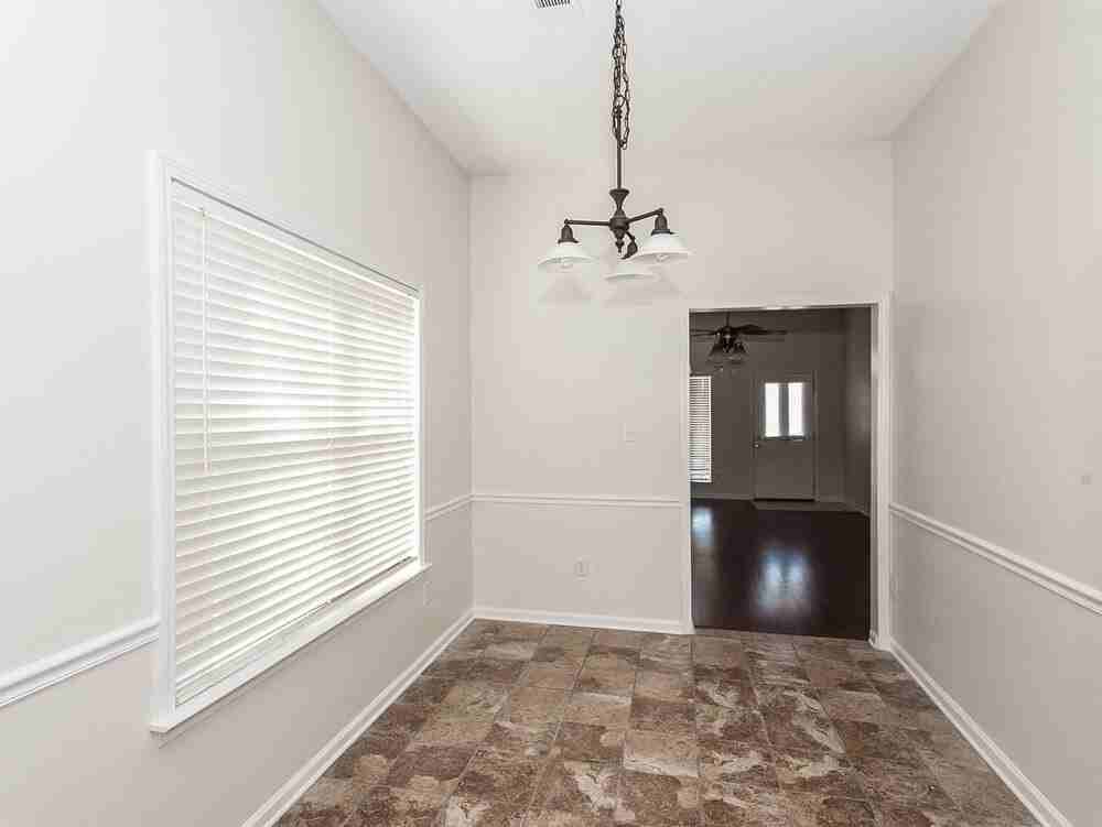6883 Show Boat Ln - Photo 4 of 13