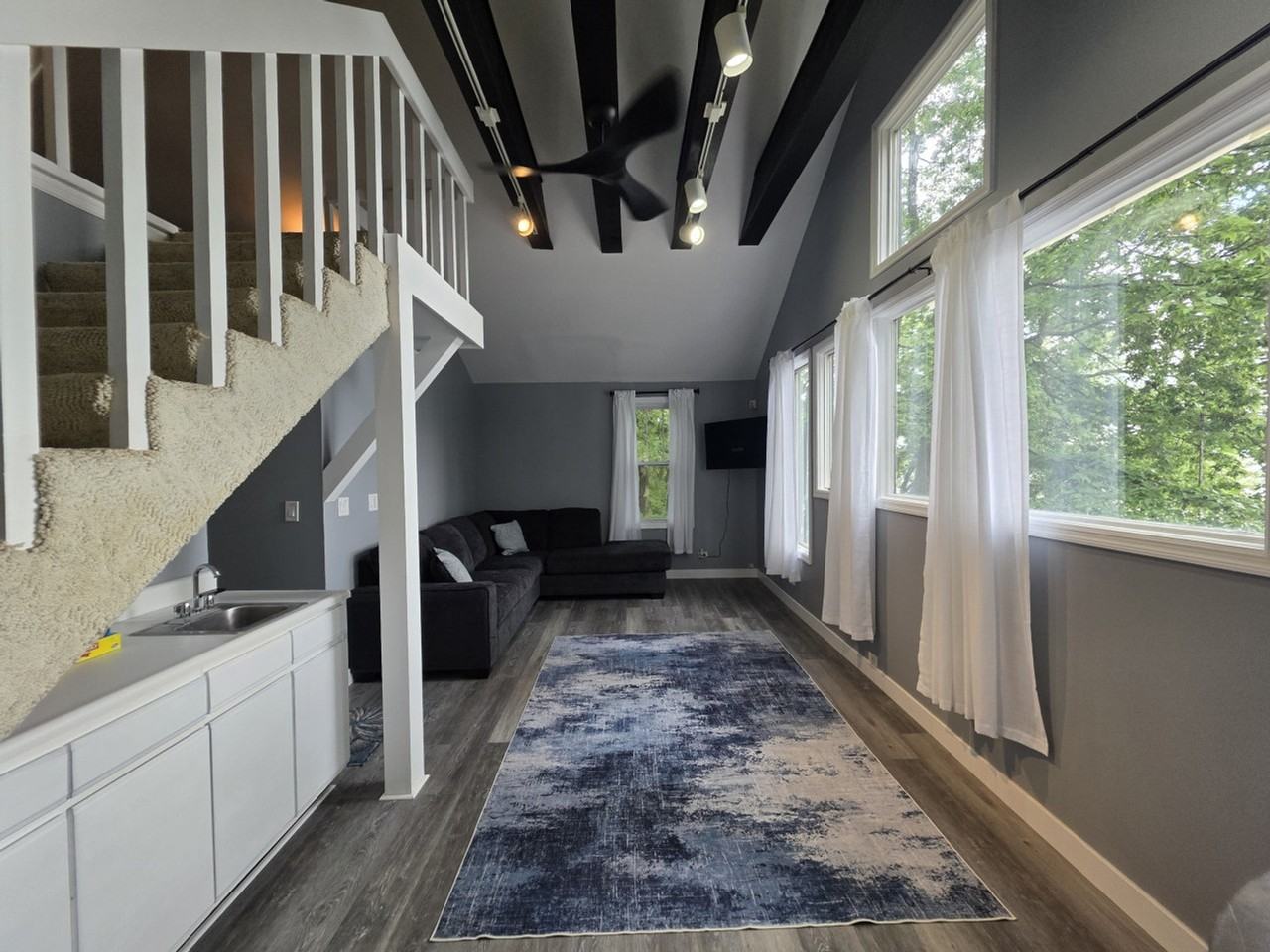 135 Cora Ave #1515828P - Photo 5 of 50