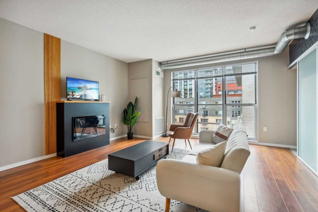 616 Washington Avenue South - Photo 2 of 36