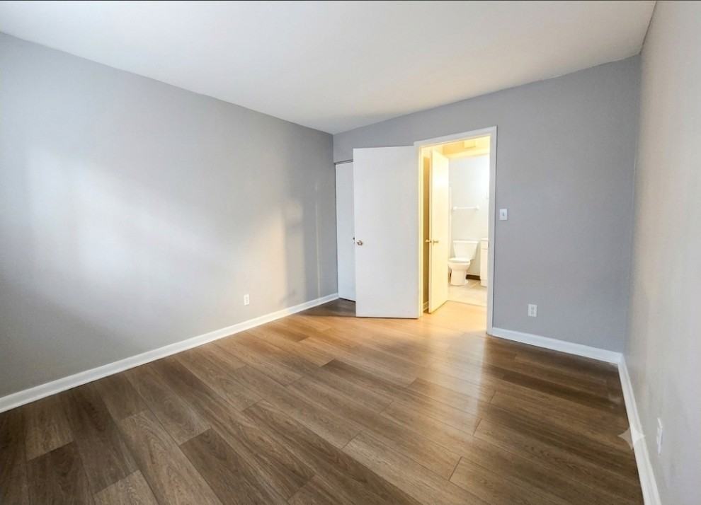 475 W Grand Ave #6 - Photo 6 of 6