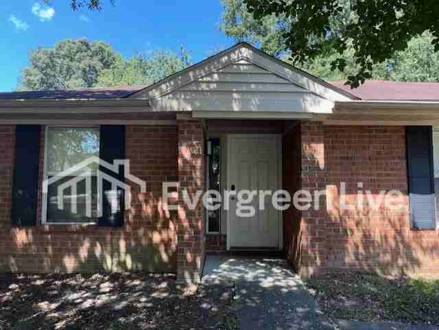 105 Celestin Ct - Photo 2 of 18