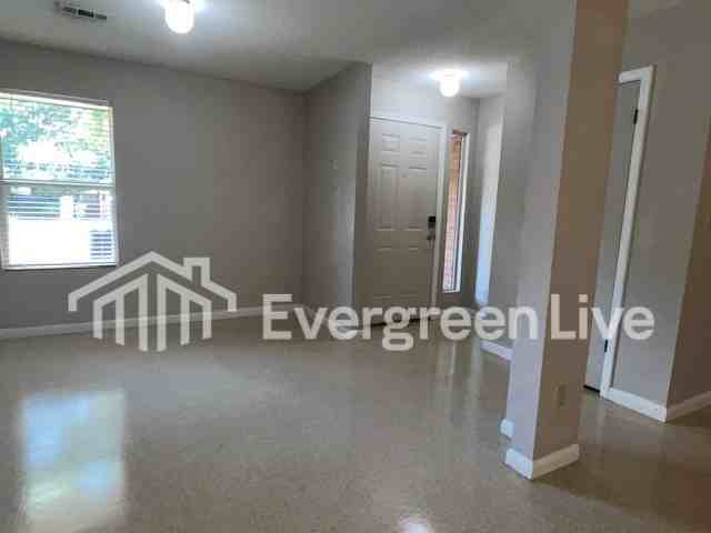 105 Celestin Ct - Photo 3 of 18