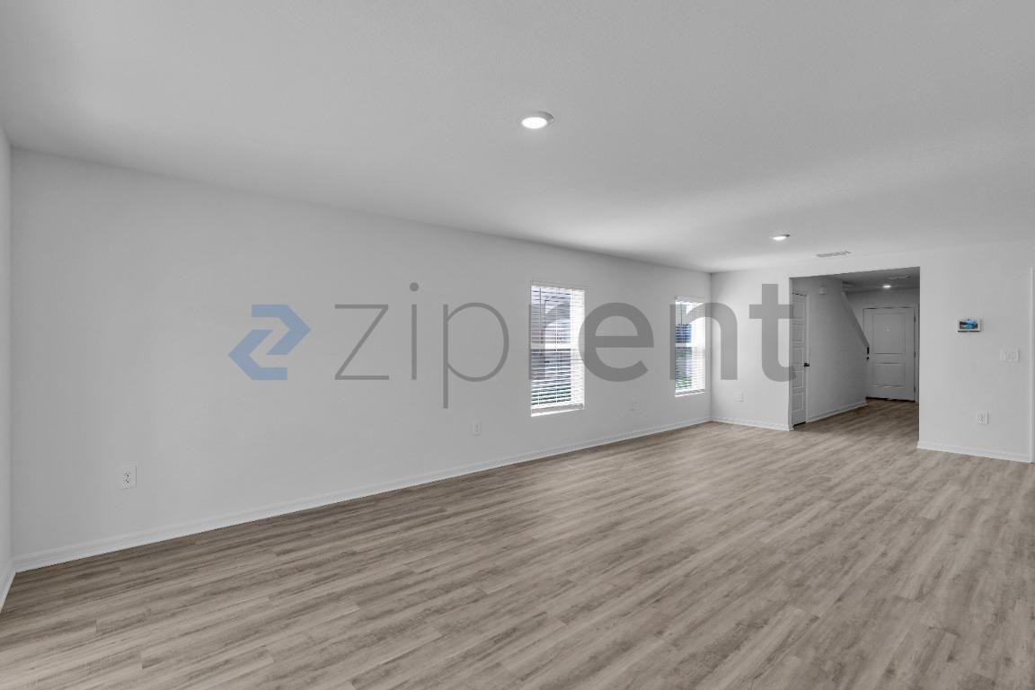 Foxway Dr - Photo 6 of 29