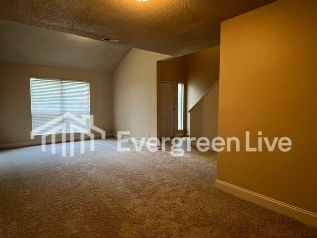 206 Swing Ct - Photo 6 of 26
