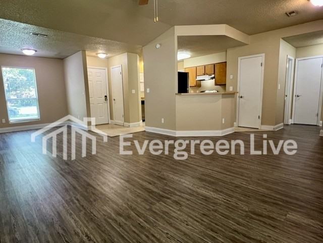 109 Barnsbury Ct - Photo 3 of 16