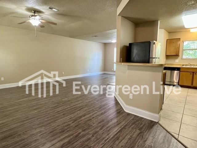 109 Barnsbury Ct - Photo 4 of 16