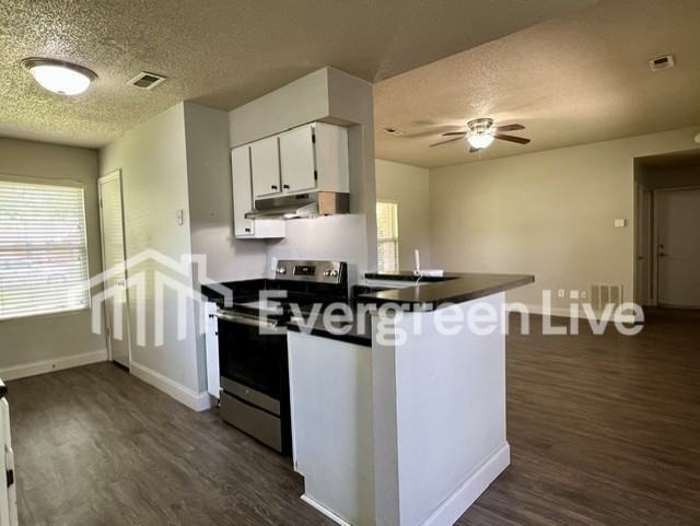 111 Willow Gardens Ct - Photo 6 of 18