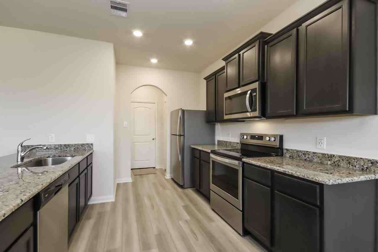 8422 Bermuda Blue Rd - Photo 6 of 16