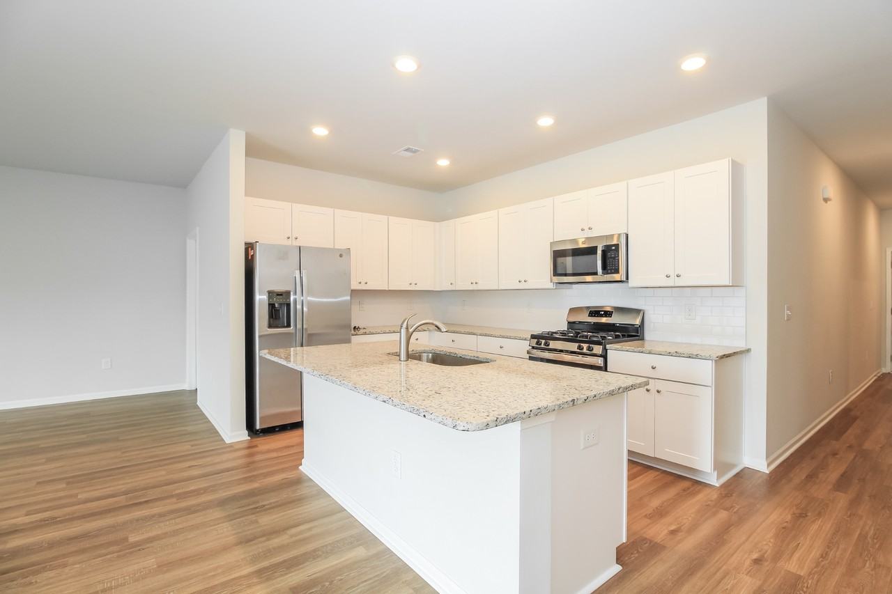 128 128 S Reindeer Rd - Photo 7 of 17