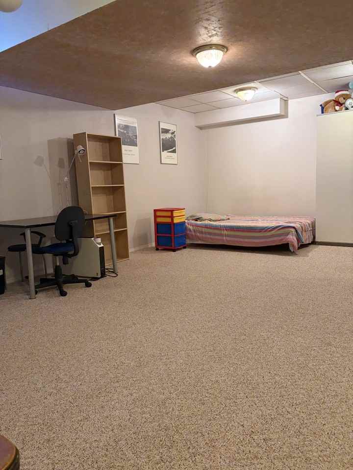 11232 12 Avenue Northwest - Photo 2 of 6