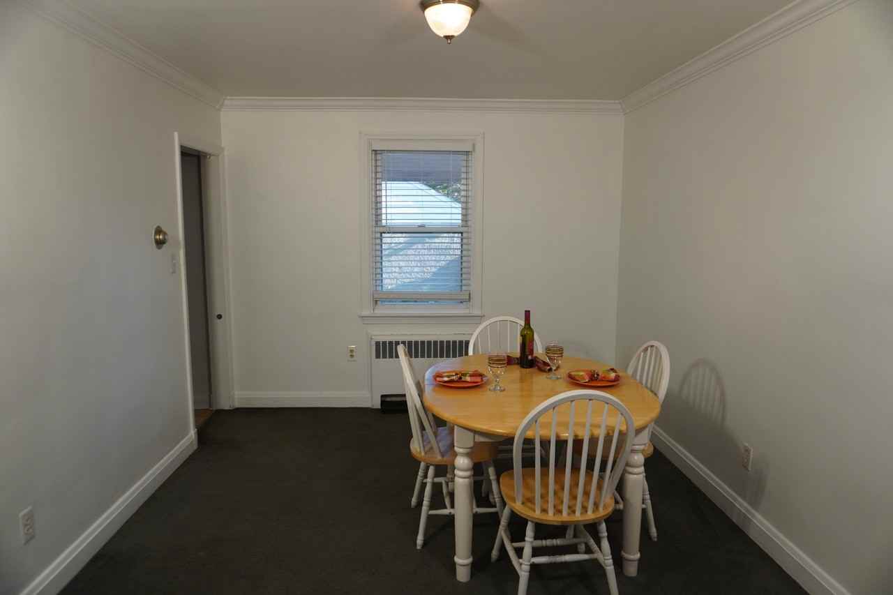 205 Burke Avenue - Photo 7 of 33