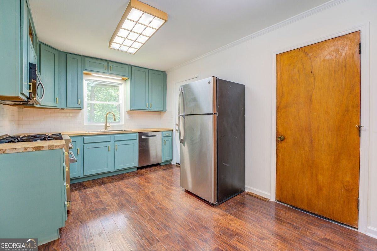 1288 Elva Dr Sw - Photo 3 of 3