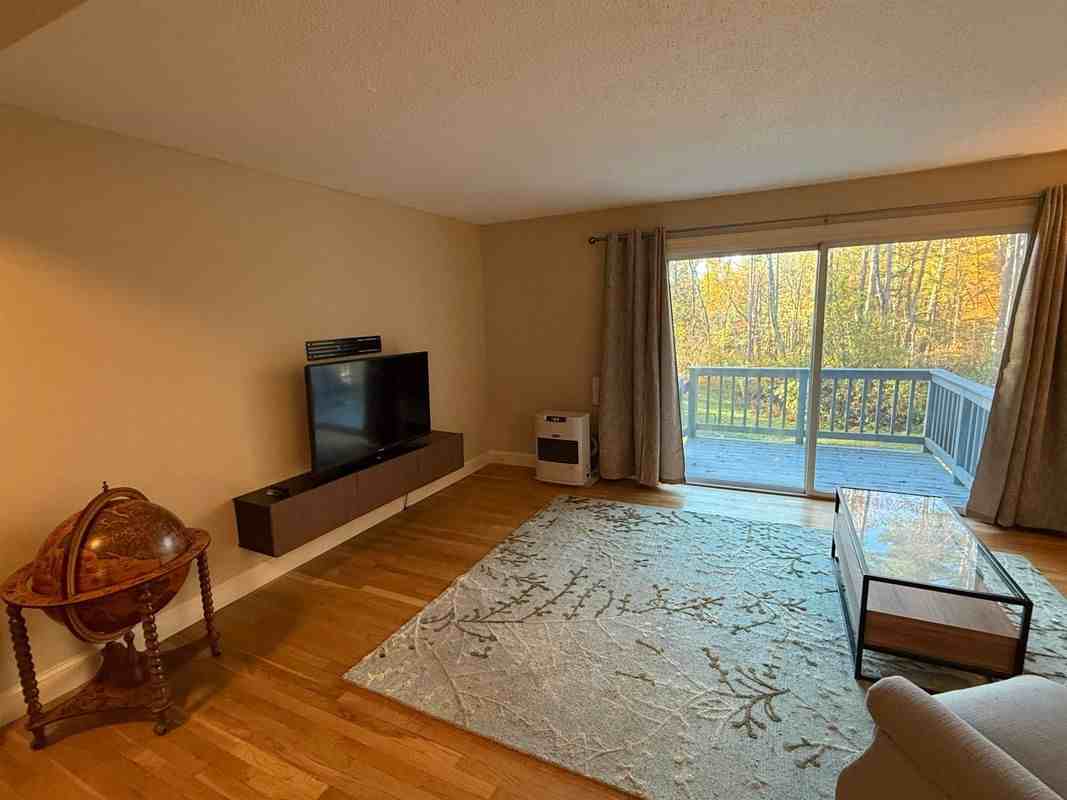 25 Apple Ln ##B - Photo 6 of 15