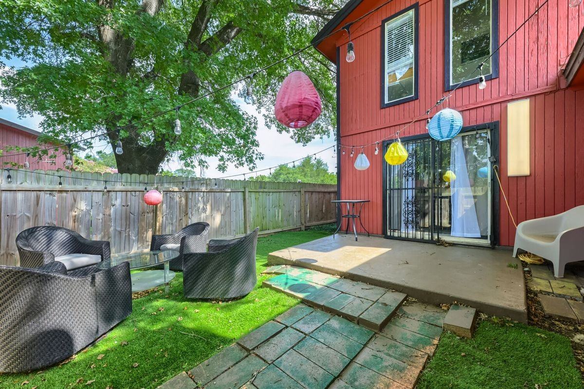 4814A Misty Slope Ln - Photo 2 of 28