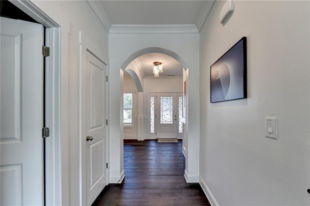 45 Sudderth St - Photo 7 of 35